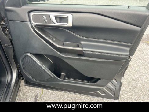 Used 2020 Ford Explorer XLT w/ Equipment Group 202A image 14