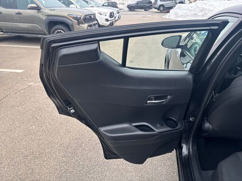 Used 2021 Toyota C-HR LE image 35