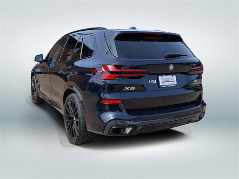 Used 2024 BMW X5 sDrive40i w/ M Sport Package image 4