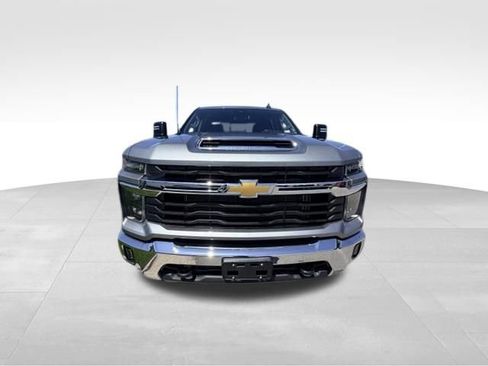 Certified 2024 Chevrolet Silverado 2500 LT w/ Convenience Package AWD/4WD image 3