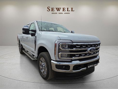 New 2025 Ford F350 Lariat w/ Chrome Package image 6