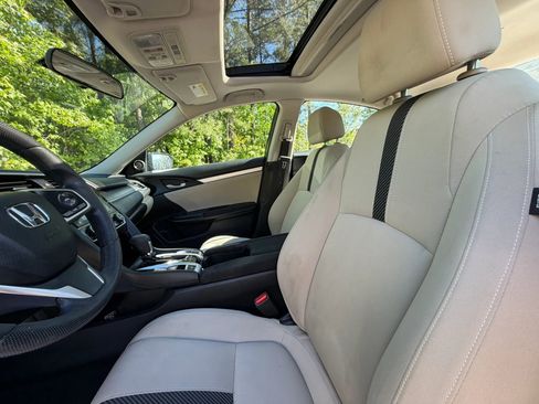 Used 2018 Honda Civic EX image 12