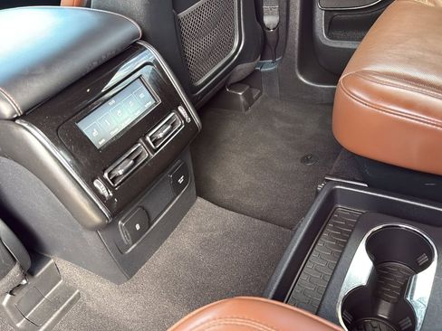 Used 2021 Lincoln Aviator Grand Touring w/ Elements Package Plus AWD/4WD image 26