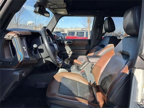 Used 2021 Ford Bronco Outer Banks image 15