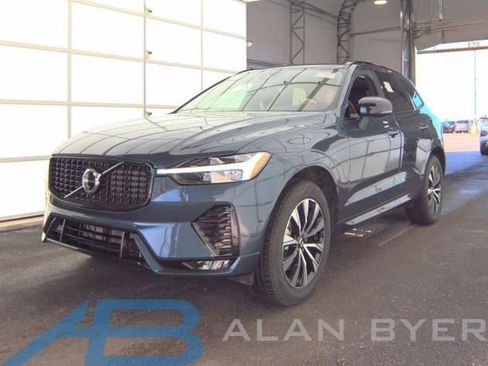 Used 2025 Volvo XC60 B5 Plus AWD/4WD image 1