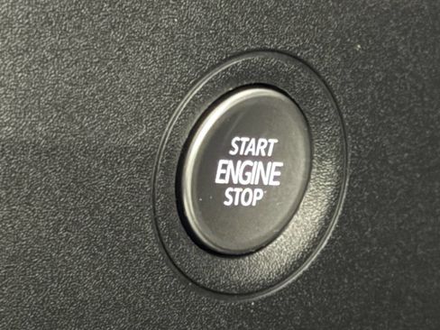 Used 2023 Volkswagen ID.4 S image 41