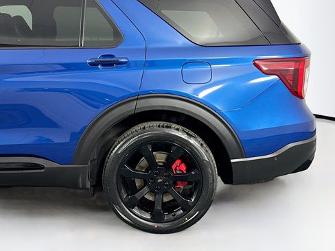 Used 2020 Ford Explorer ST w/ ST Street Pack AWD/4WD image 46