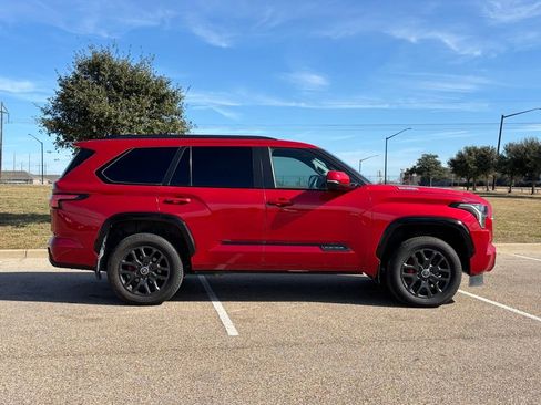 Certified 2024 Toyota Sequoia Platinum image 5