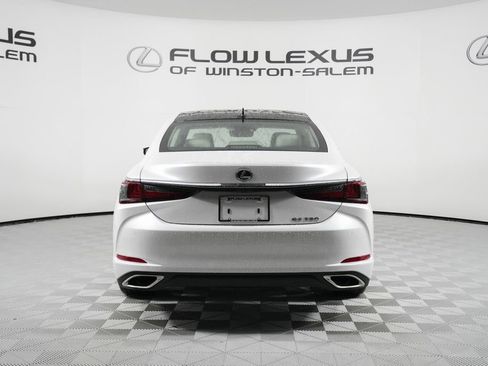 New 2025 Lexus ES 350 w/ Premium Package image 6