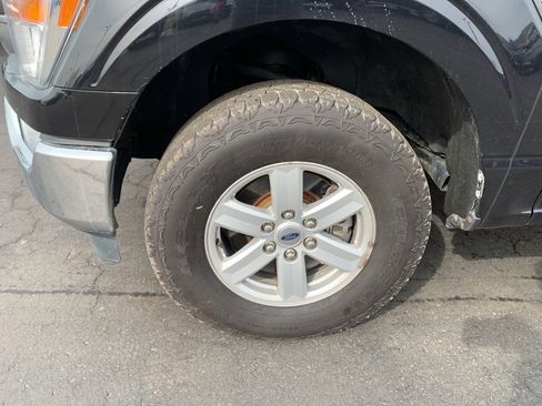 Used 2021 Ford F150 XLT w/ FX4 Off-Road Package image 9