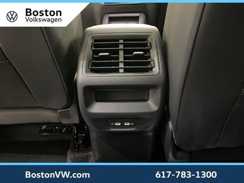 New 2026 Volkswagen Tiguan SE R-Line AWD/4WD image 26