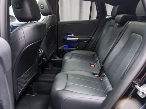 Certified 2025 Mercedes-Benz GLA 250 image 19