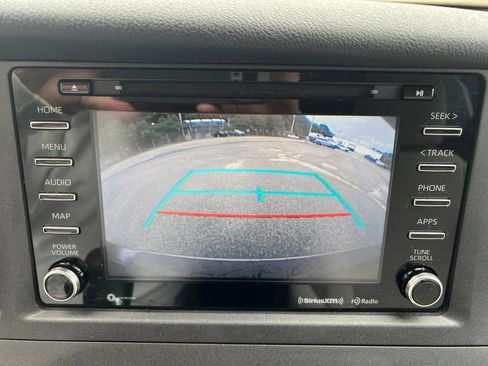 Used 2020 Toyota Sienna LE AWD/4WD image 28