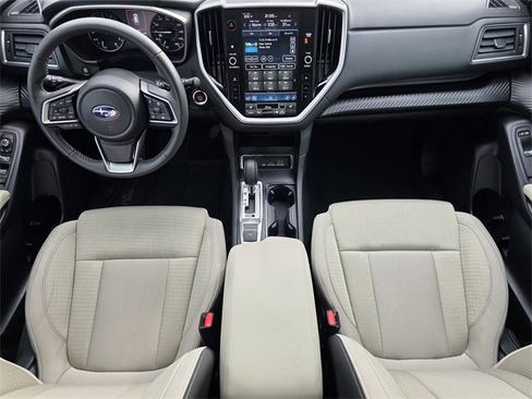 Used 2025 Subaru Ascent Premium image 19