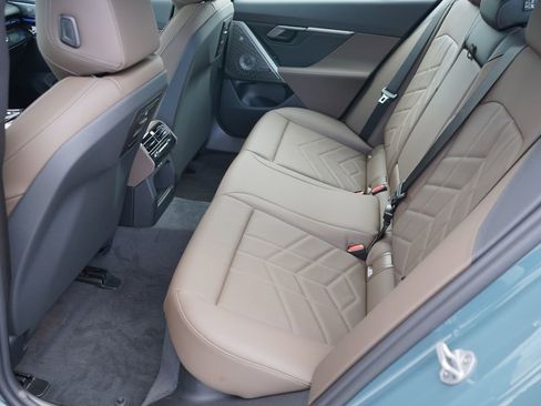 Used 2025 BMW 530i image 20