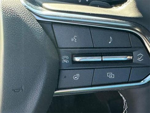 New 2026 Chevrolet Traverse LT image 13