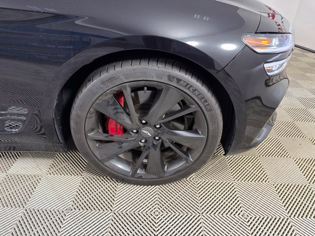 Used 2023 Genesis G70 3.3T w/ Sport Prestige Package RWD image 16