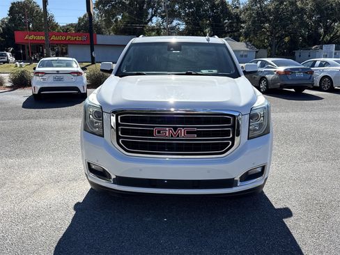 Used 2017 GMC Yukon SLT image 8