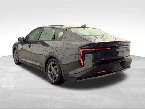 Used 2025 Kia K4 FWD image 5