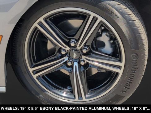 Used 2025 Ford Mustang Coupe RWD image 11
