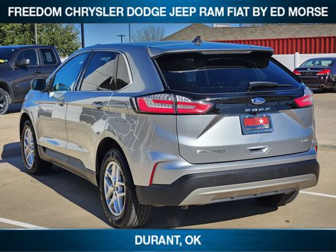 Used 2023 Ford Edge SEL image 5
