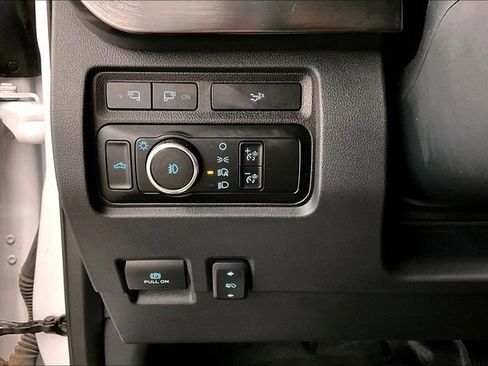 Used 2024 Ford F250 Lariat w/ FX4 Off-Road Package AWD/4WD image 39
