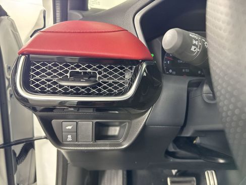 Certified 2025 Acura ADX A-Spec AWD/4WD image 16