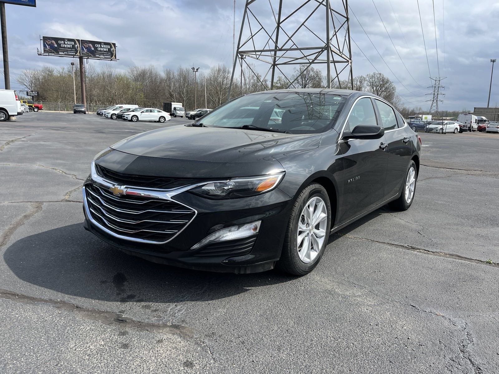 Used 2021 Chevrolet Malibu LT FWD image 1