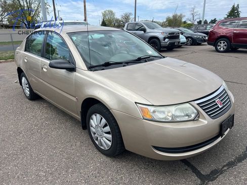 Used 2006 Saturn ION Level 2 w/ Preferred Pkg FWD image 4