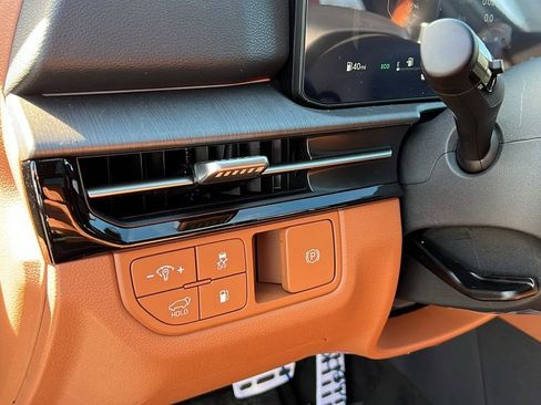 New 2026 Kia Sportage X-Line Prestige image 9