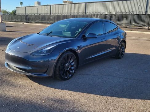 Used 2023 Tesla Model 3 Performance image 4