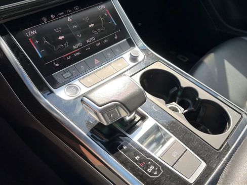 Used 2022 Audi Q7 3.0T Premium w/ Convenience Package image 27