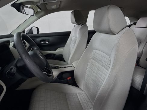 Certified 2024 Honda HR-V LX image 29