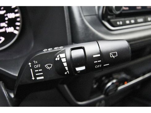 Used 2023 Nissan Rogue SV w/ SV Premium B Package FWD image 18