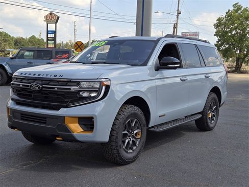 New 2025 Ford Expedition Tremor image 7