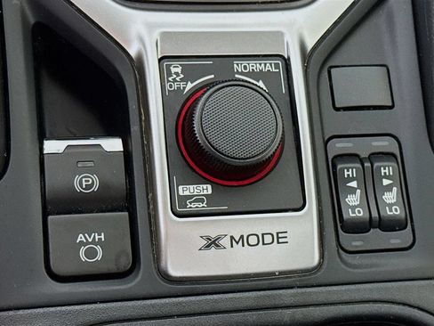 Used 2020 Subaru Forester Premium AWD/4WD image 11