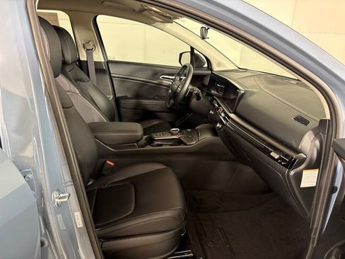 New 2026 Kia Sportage EX AWD/4WD image 16