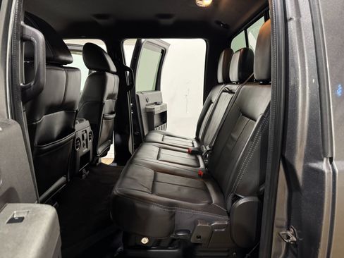 Used 2011 Ford F350 Lariat image 14