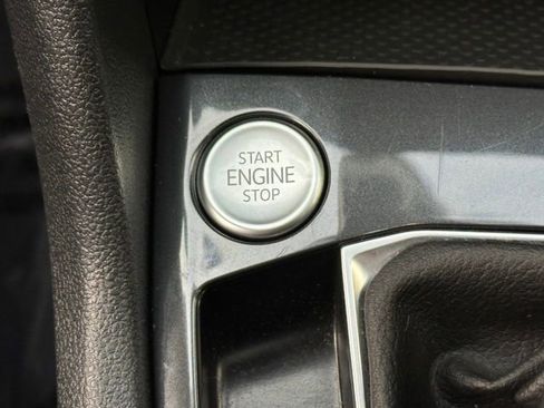 Certified 2024 Volkswagen Tiguan S image 35