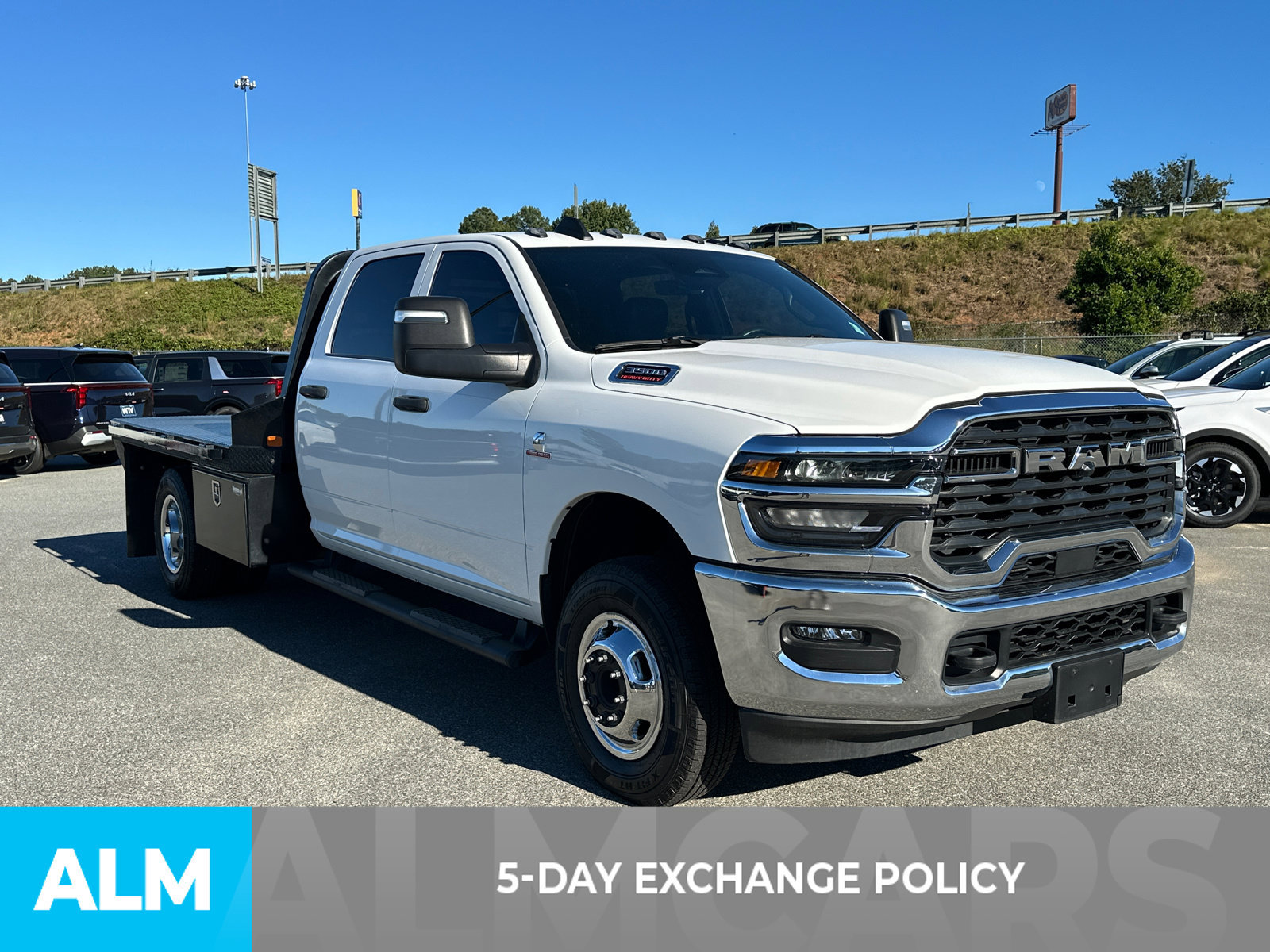 Used 2026 RAM 3500 Tradesman w/ Chrome Appearance Group A AWD/4WD image 3