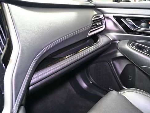 Used 2024 Subaru Outback Limited image 37