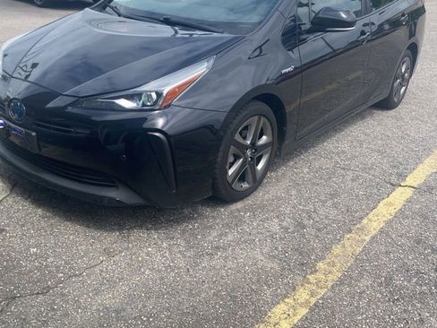 Used 2019 Toyota Prius Limited FWD image 1