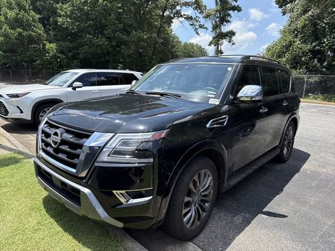 Used 2024 Nissan Armada Platinum w/ Captain's Chairs Package AWD/4WD image 10