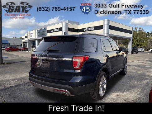 Used 2017 Ford Explorer XLT w/ Equipment Group 202A image 10