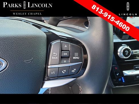 Used 2023 Ford Explorer Platinum w/ Technology Package AWD/4WD image 32