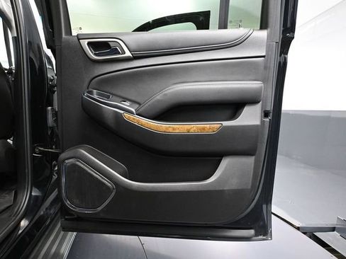 Used 2016 GMC Yukon XL Denali w/ Open Road Package image 52