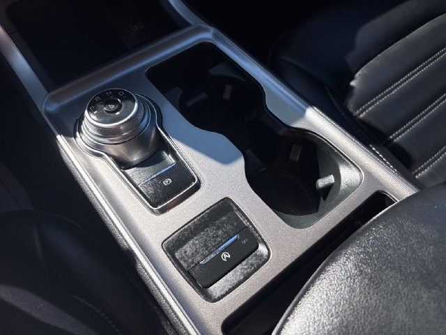 Used 2024 Ford Edge SEL AWD/4WD image 17