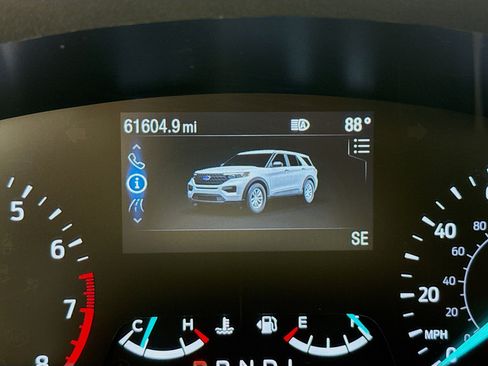 Used 2023 Ford Explorer 2WD image 13