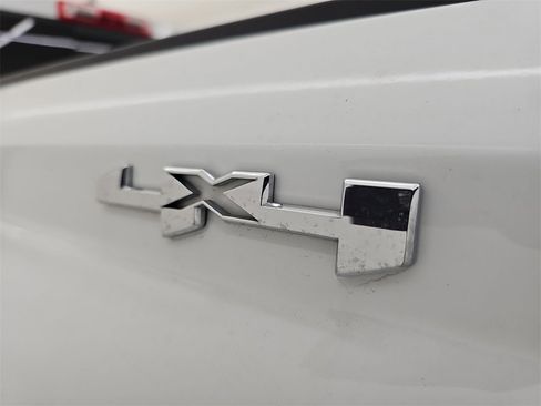 Used 2023 GMC Canyon Elevation w/ Convenience Package image 47