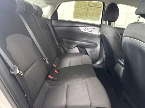 Used 2024 Kia Forte LXS FWD image 27